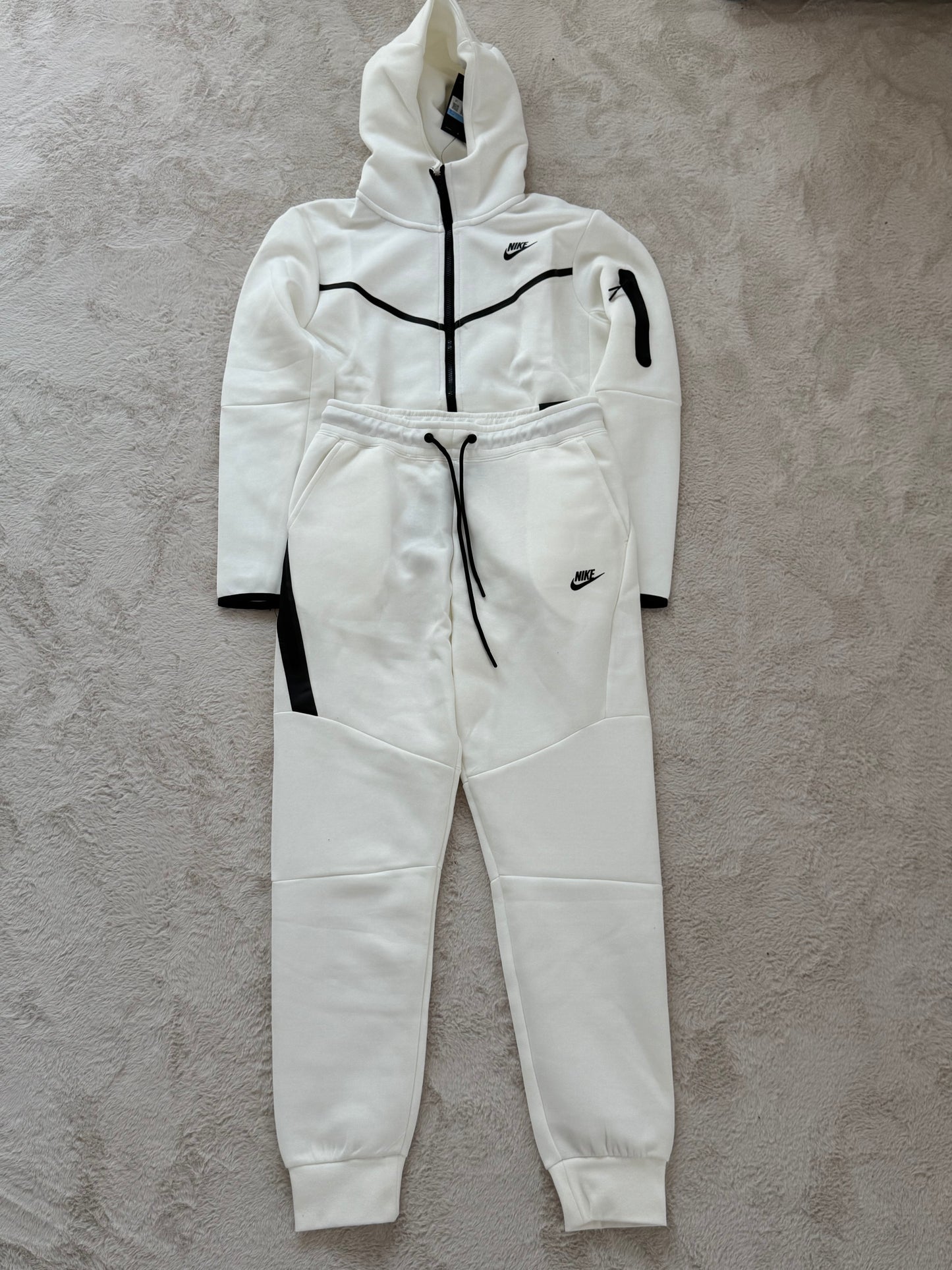 Nike Tech Fleece Anzug