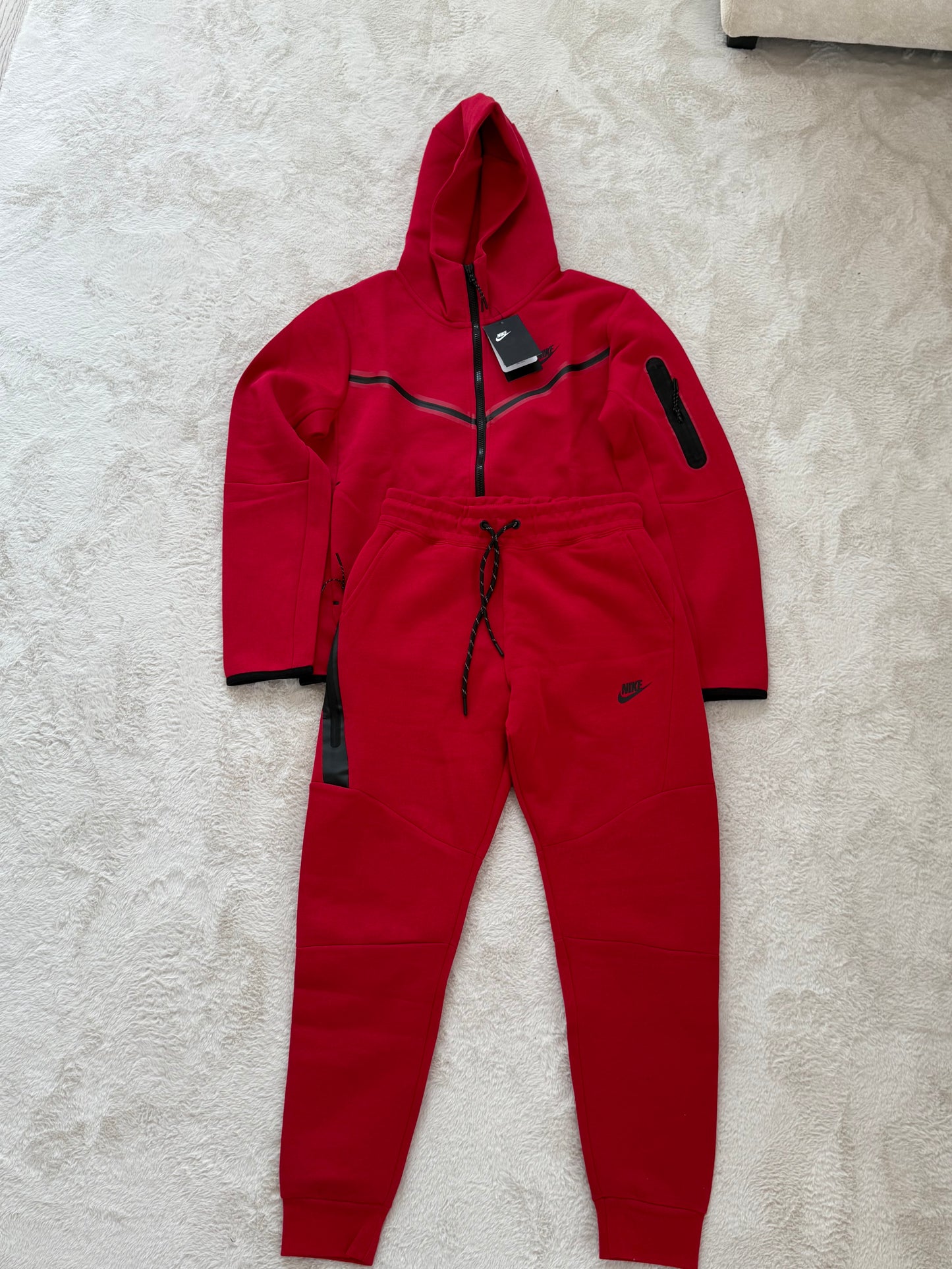 Nike Tech Fleece Anzug